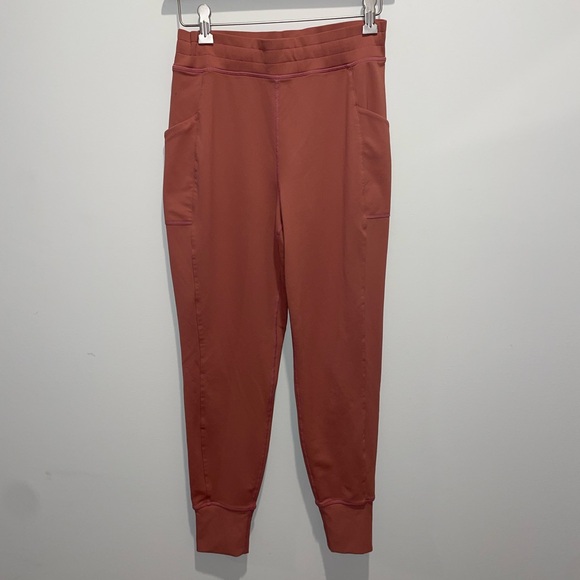 Fabletics High-Waisted Performance Joggers Size Small - Picture 4 of 13